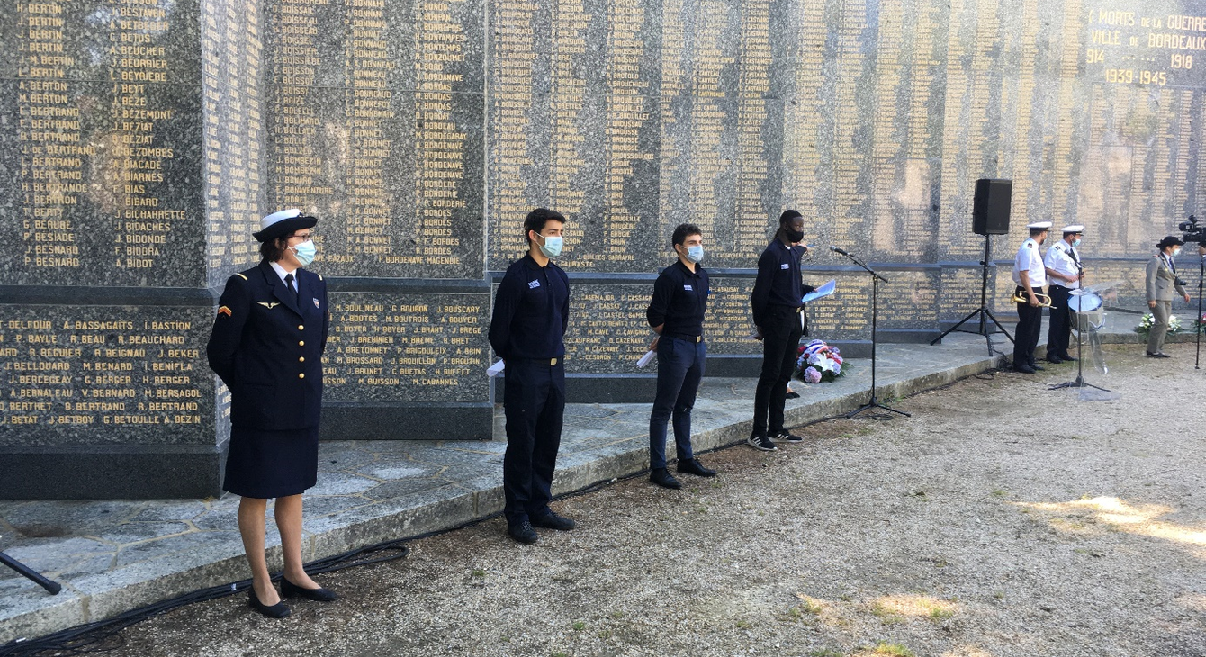 Commémoration 8 mai 45: Lycée J Brel 2