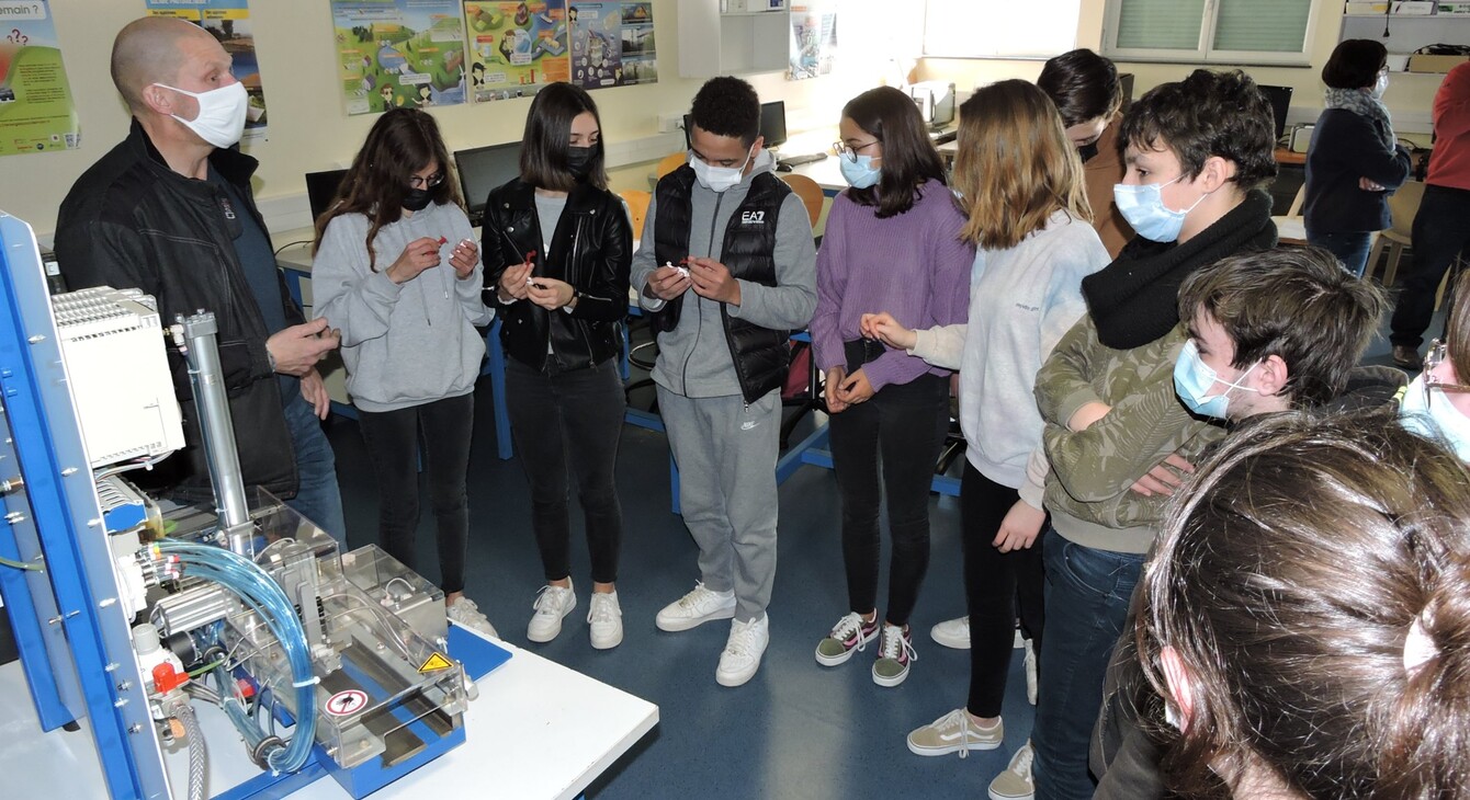cordées de la réussite Lycee Moliere college corisande 
